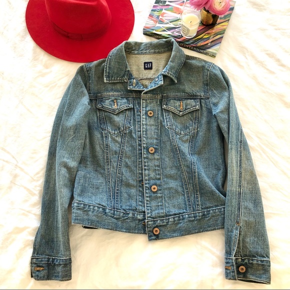 GAP Denim Jacket (size M) - Picture 5 of 13